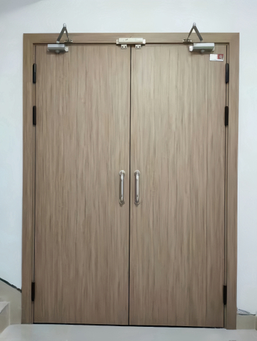 Cửa gỗ chống cháy chất lượng cao